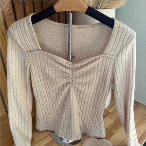 Women’s Cream Ribbed Square-Neck Long Sleeve Top